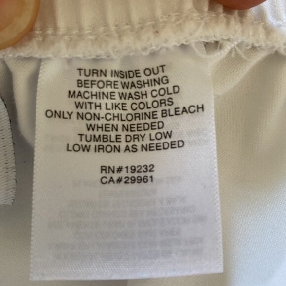 Alfred Dunner Lace Crochet Hem Detail Elastic Waist Cropped Pull On Pant Stretch - Picture 7 of 11